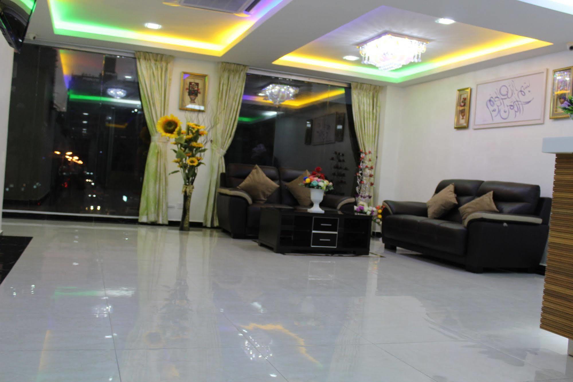 Hotel Gulshan Ampang  Exterior foto